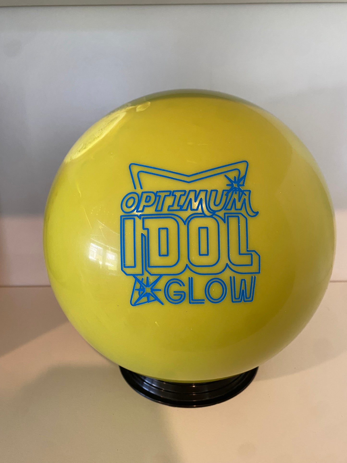 16# Rotogrip overseas Optimum Idol Glow